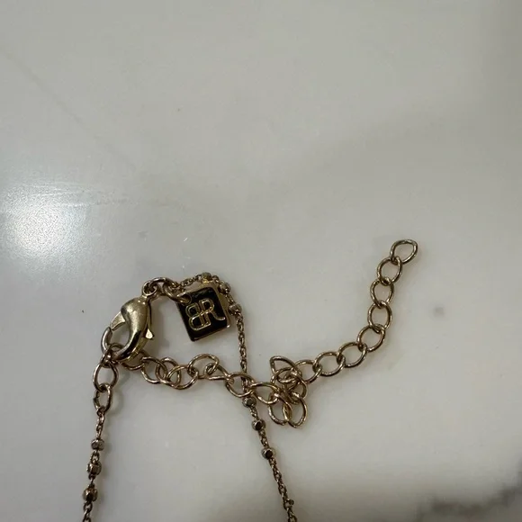 Banana Republic Gold Pineapple Pendant Necklace Sparkly Crystal Charm Summer - Picture 5 of 5